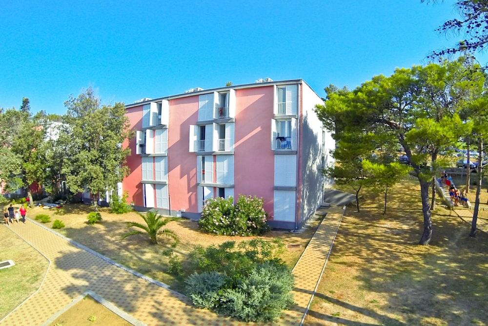 San Marino Sunny Resort by Valamar Lopar Exterior foto