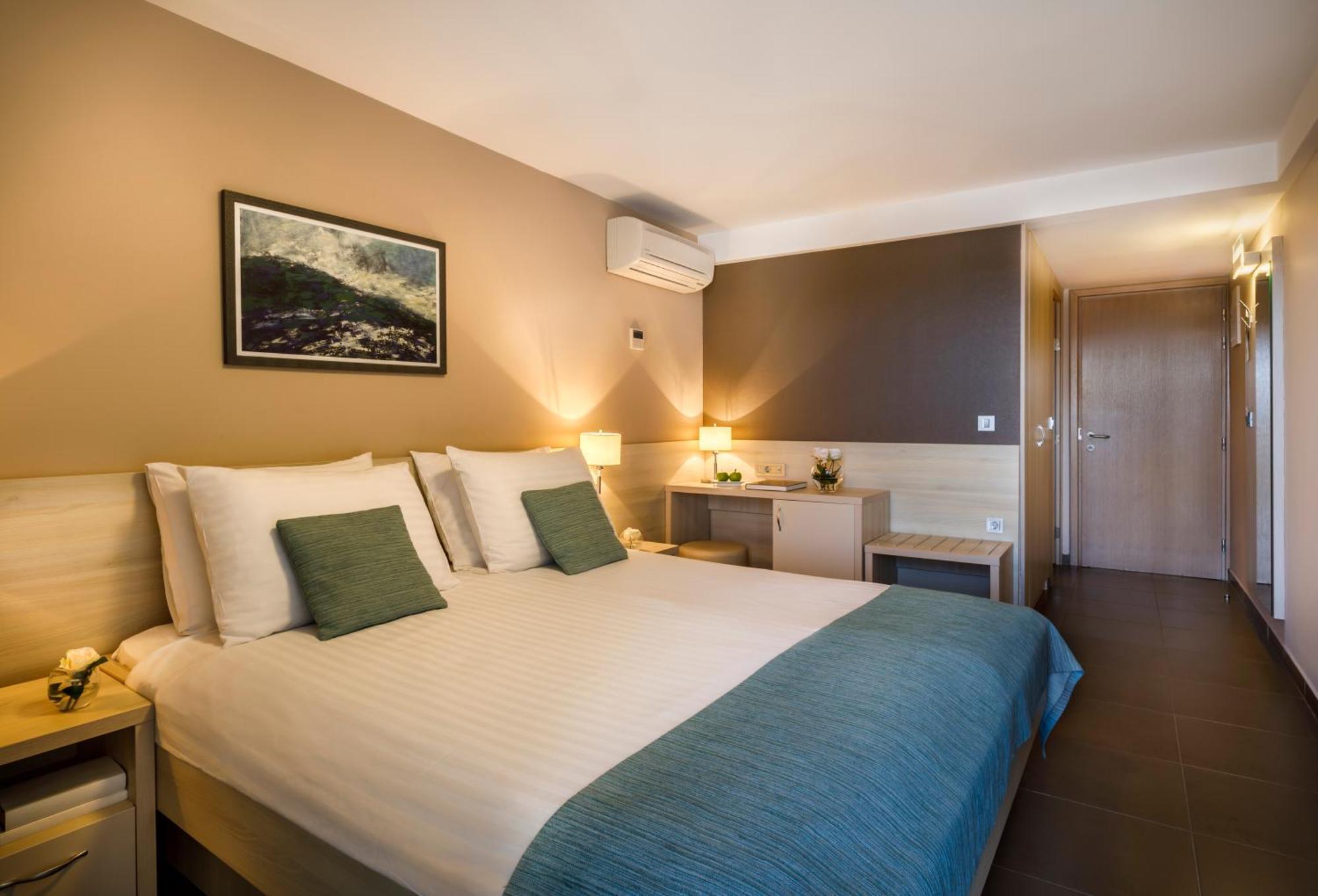 San Marino Sunny Resort by Valamar Lopar Exterior foto