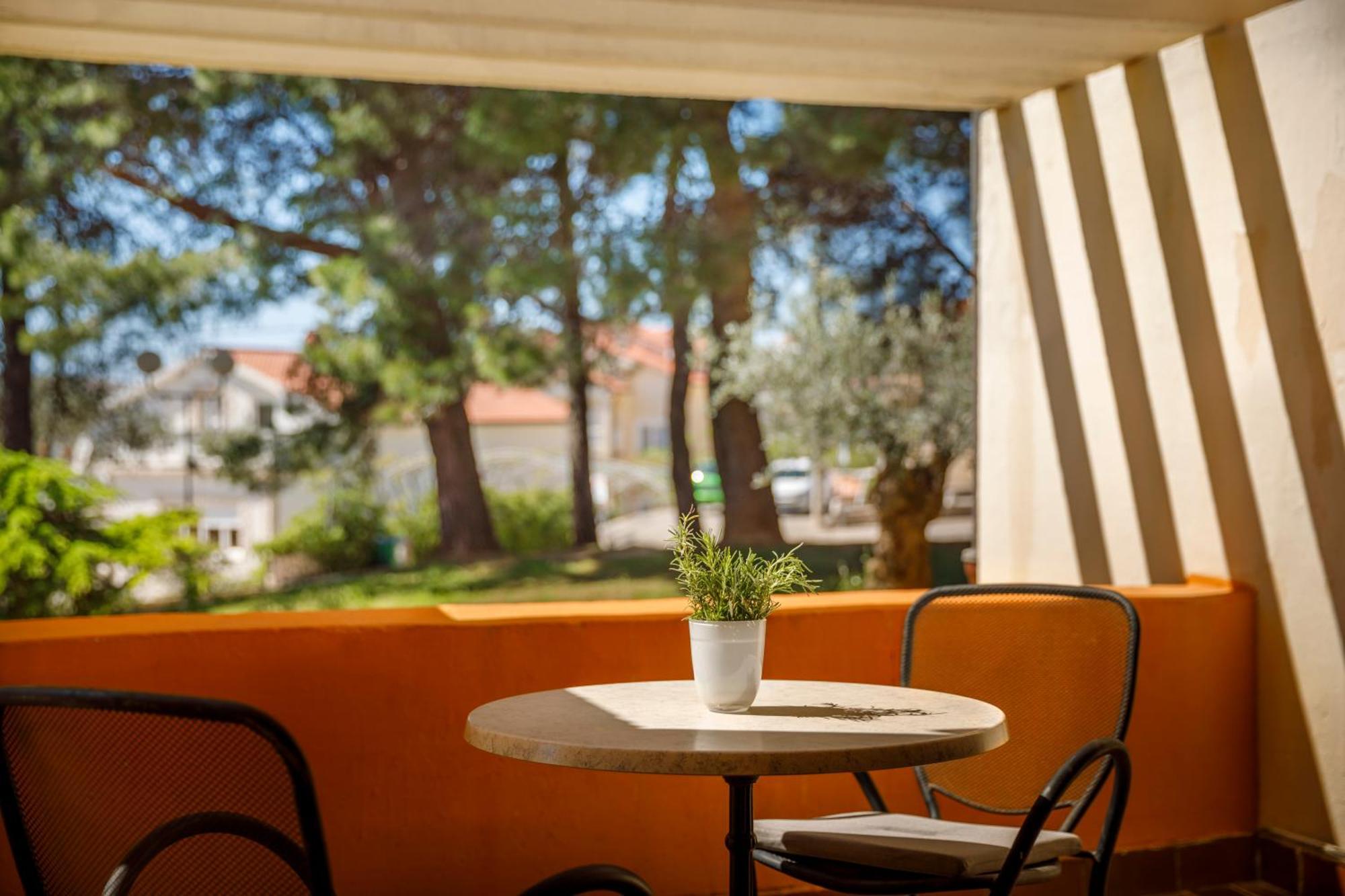 San Marino Sunny Resort by Valamar Lopar Exterior foto