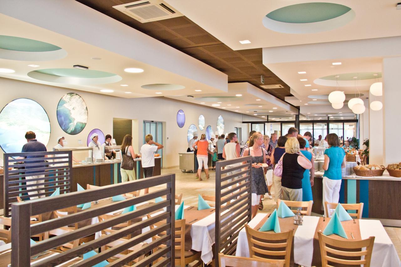 San Marino Sunny Resort by Valamar Lopar Exterior foto