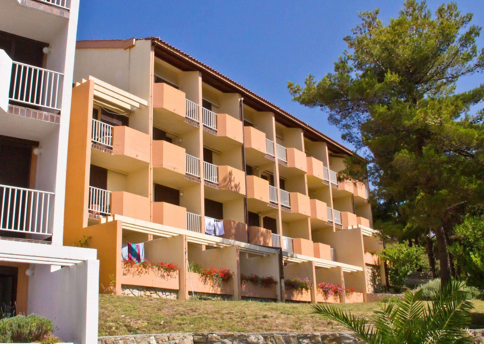 San Marino Sunny Resort by Valamar Lopar Exterior foto