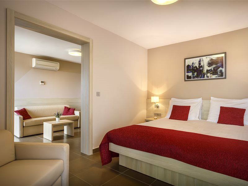 San Marino Sunny Resort by Valamar Lopar Exterior foto